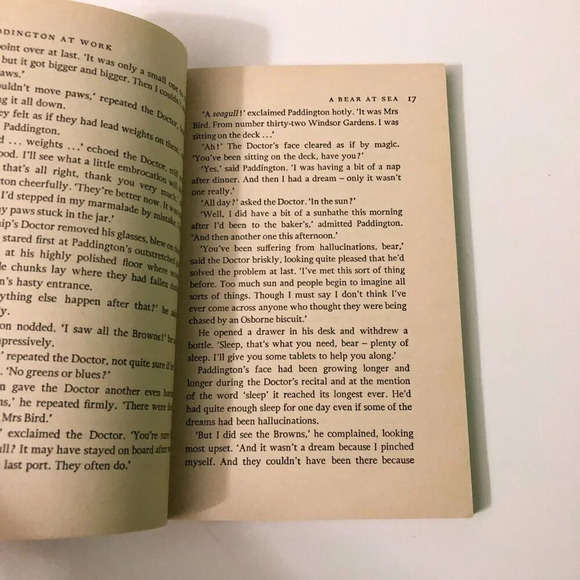 Vtg 1969 Paddington Bear At  Work Puffin Books Paperback Michael Bond - Picture 12 of 16